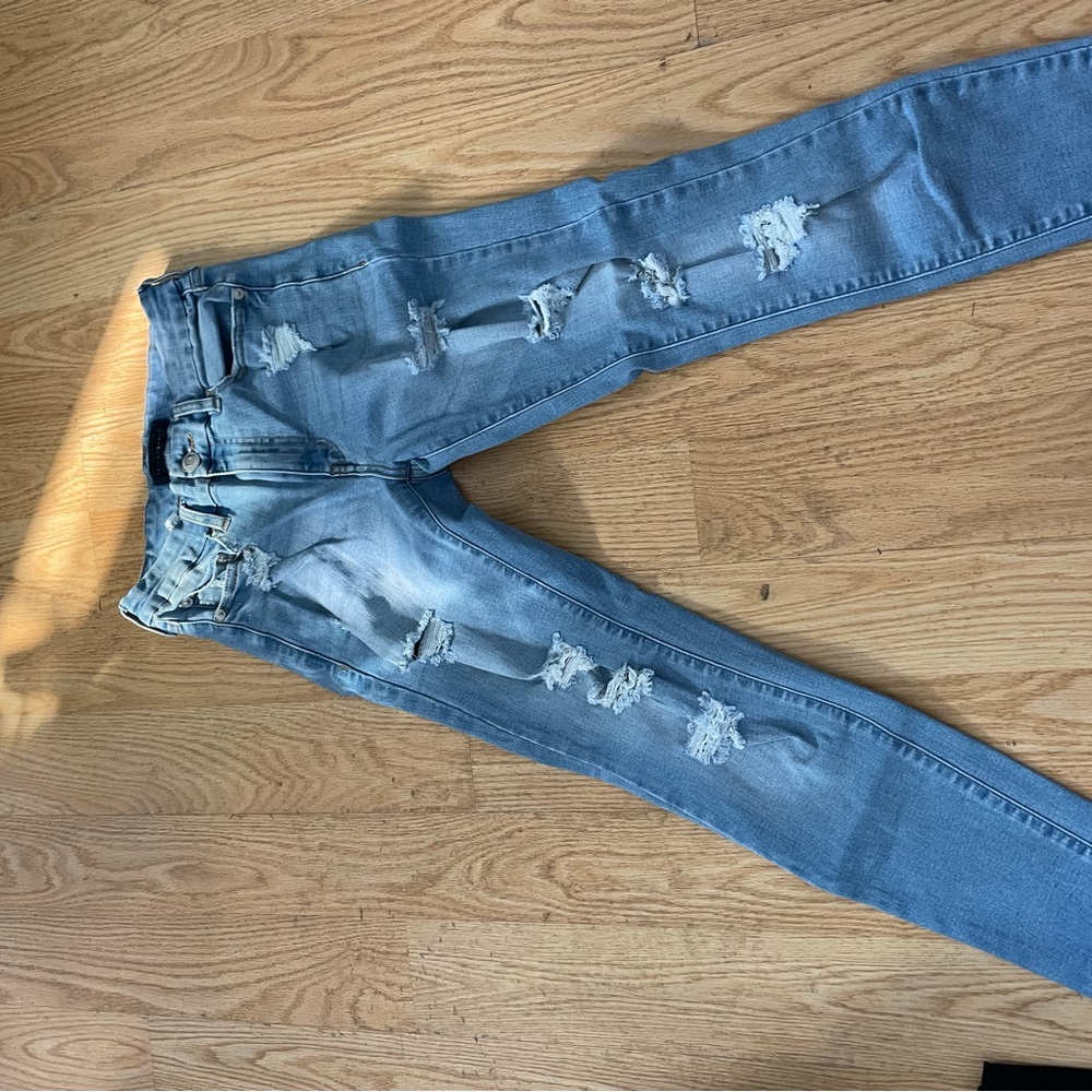 skinny jeans light wash